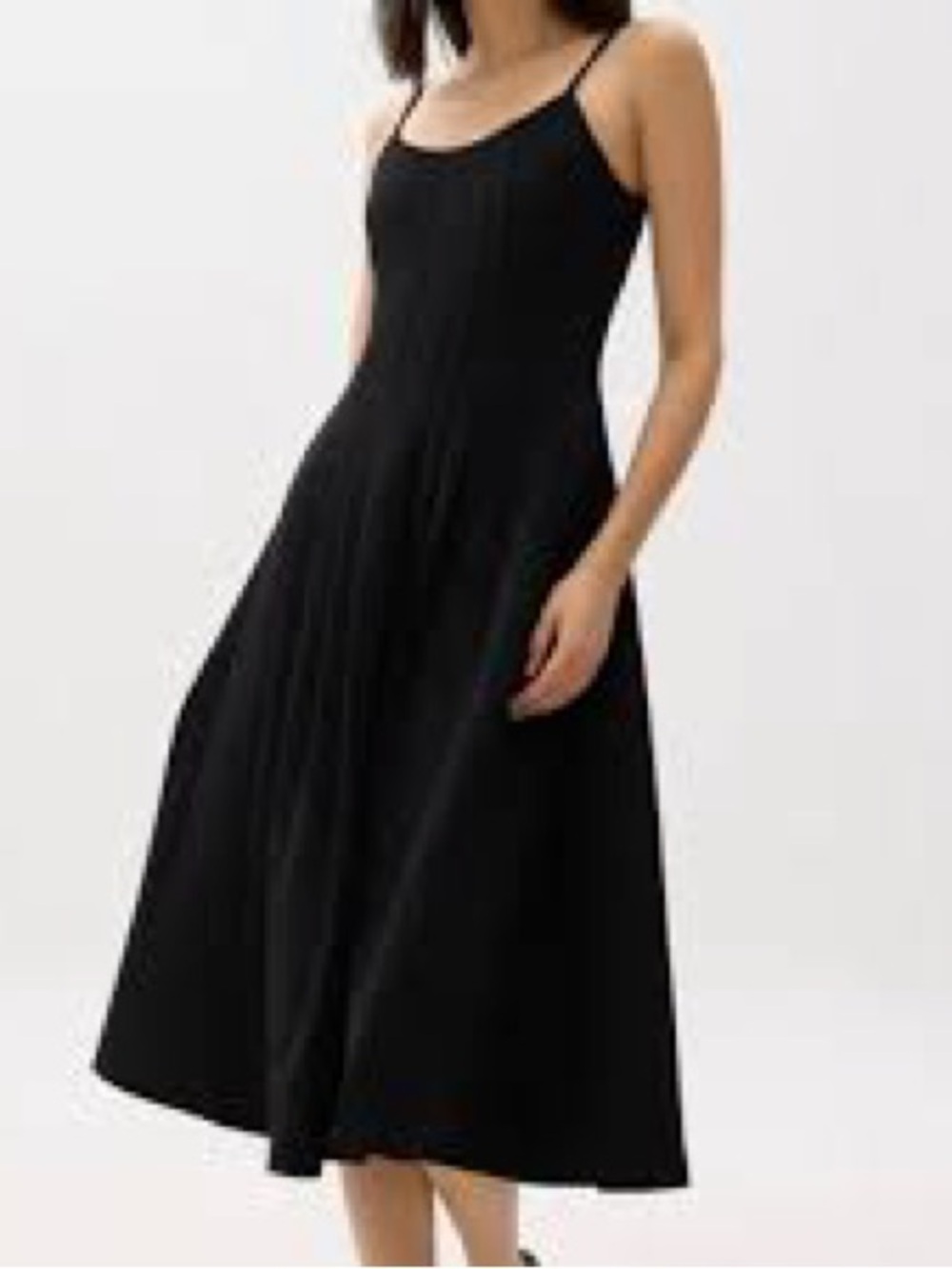 Women’s Banana Republic Black Spaghetti-Strap v neck Midi Dress size 2 no flaws